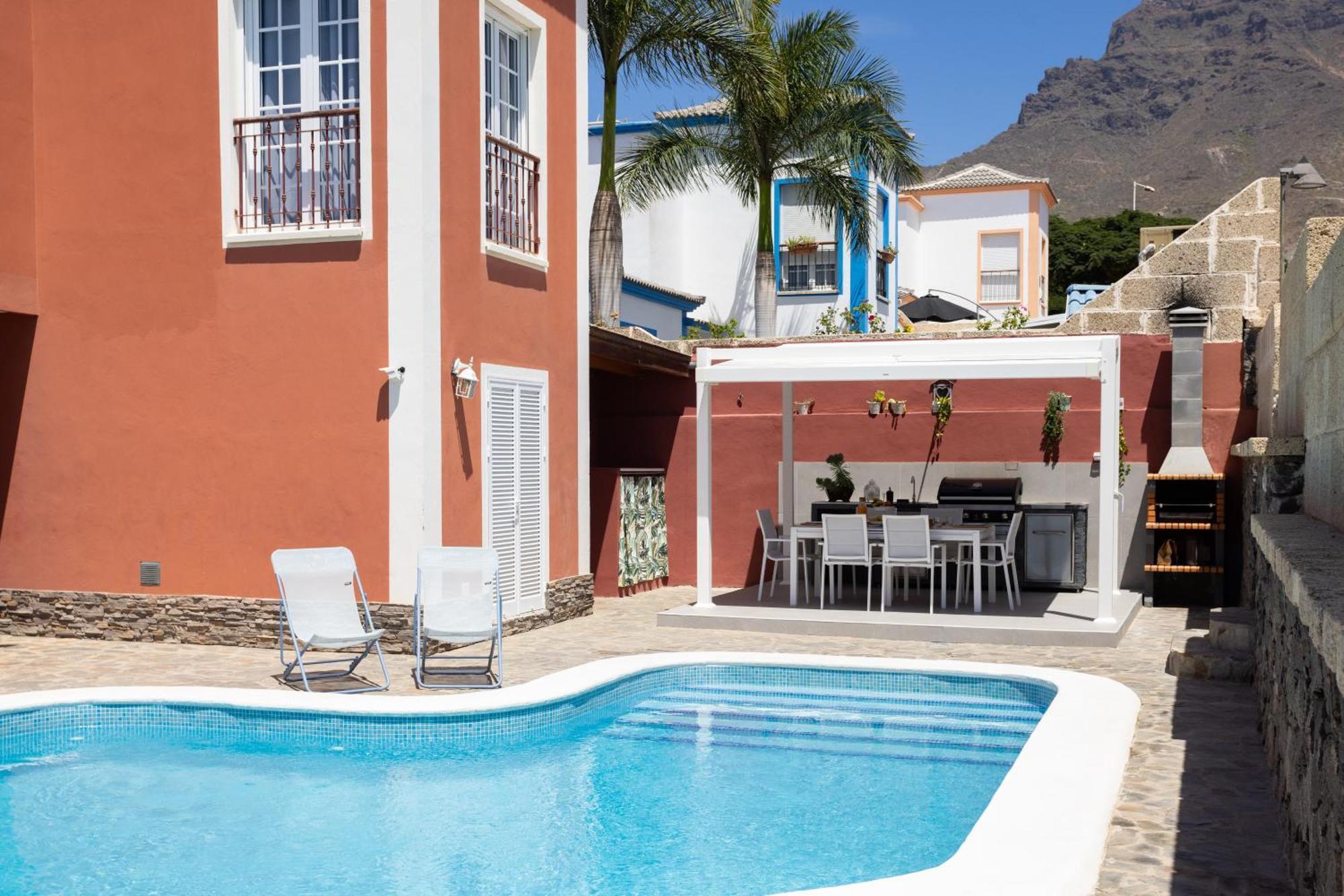 Villa Chloe Costa Adeje Tenerifesummervillas Giant Private Pool 11 Meters Long Exterior photo